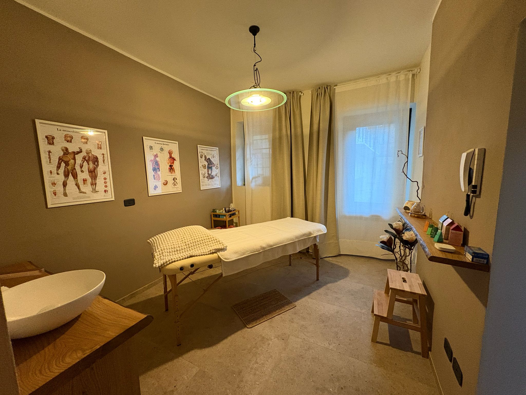 Ambiente accogliente dello studio Nanai a Galliate